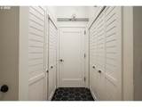 725 Flanders St - Photo 23