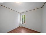 2111 Greenwood Ave - Photo 18