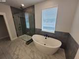 1577 9TH Ave - Photo 4