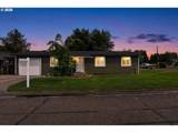 630 6TH St - Photo 1