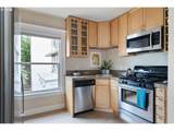 1104 Columbia St - Photo 5