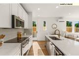 1524 Jarrett St - Photo 6