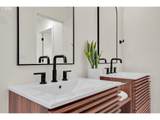 8067 Carlton St - Photo 21