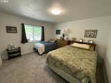 1690 Skyline Dr - Photo 23