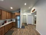 1690 Skyline Dr - Photo 27