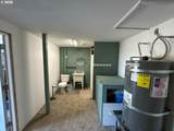 1690 Skyline Dr - Photo 37