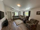 1690 Skyline Dr - Photo 7