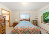 415 Burchard Dr - Photo 16