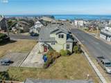 589 Olive St - Photo 2