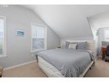 589 Olive St - Photo 22
