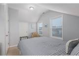589 Olive St - Photo 24