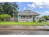 1905 6TH St - Photo 2