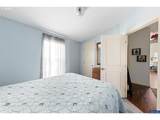 1265 Oakdale Ave - Photo 10