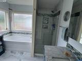 1265 Oakdale Ave - Photo 16