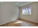 2718 9TH Way - Photo 17