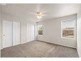 122 Falcon Ct - Photo 17
