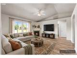 122 Falcon Ct - Photo 6
