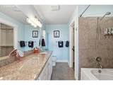 2815 Willows Rd - Photo 30