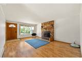 2449 Oak St - Photo 11