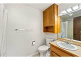 2449 Oak St - Photo 15