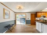 2449 Oak St - Photo 8