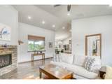 527 Quinney Pl - Photo 4