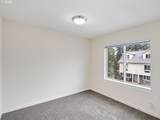 10829 Burnside St - Photo 11