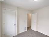 10829 Burnside St - Photo 13