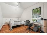 2116 Wilson St - Photo 25