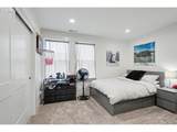 835 Reagan St - Photo 35
