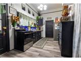 713 College St - Photo 10