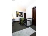 713 College St - Photo 22
