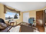 10685 Oak Dr - Photo 16