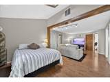 10685 Oak Dr - Photo 17