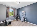 445 4TH St - Photo 19