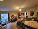 112 Topaz Ct - Photo 11