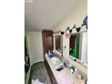 112 Topaz Ct - Photo 12
