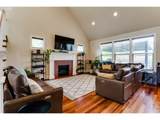 2251 Comstock Ave - Photo 17