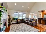2251 Comstock Ave - Photo 19