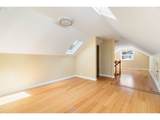11330 Glisan St - Photo 21