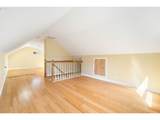 11330 Glisan St - Photo 23