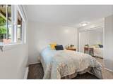 806 15TH St - Photo 14