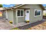 806 15TH St - Photo 31