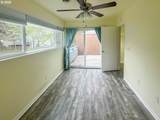 1572 Tanasbrook Ct - Photo 12