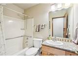 13775 Scholls Ferry Rd - Photo 16
