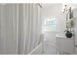 2645 Emerald St - Photo 32