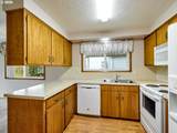 2056 King Way - Photo 11