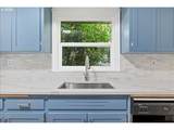904 Waverly Dr - Photo 17