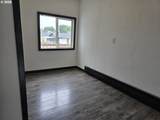 920 Lemont St - Photo 13