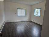 920 Lemont St - Photo 15